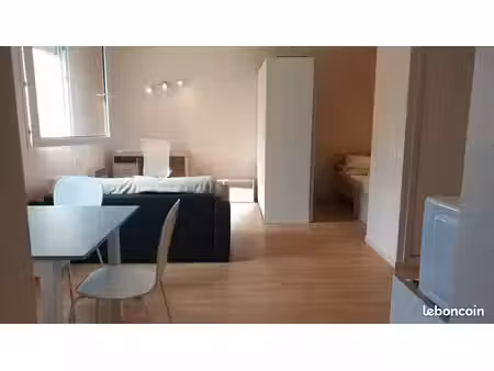 studio meublé