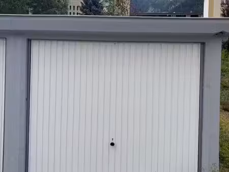 location garage / box fermé 14 m² – modane