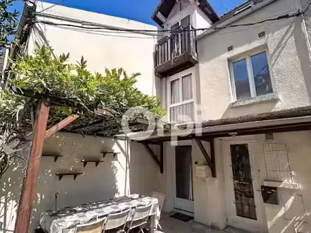 location meublée maison 4 pièces 83.6 m² à longjumeau (91160)  1 350 €