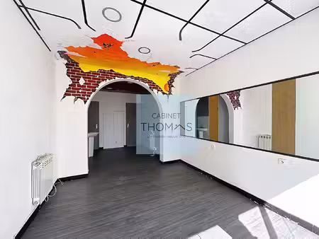 local commercial 22.4m² - rue basse