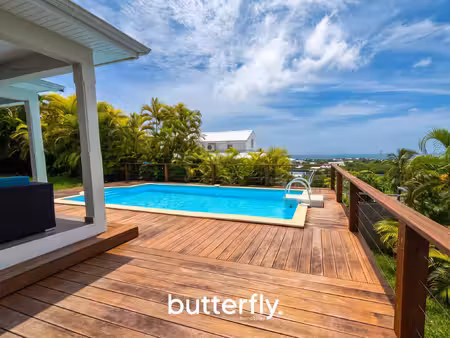 villa 3ch - vue mer + piscine - sainte anne