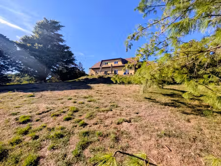 villa - septeme - 8 pièces - 144 m²