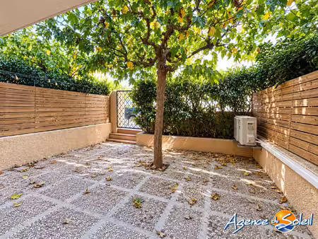 bel appartement avec grande terrasse à 100m de la plage