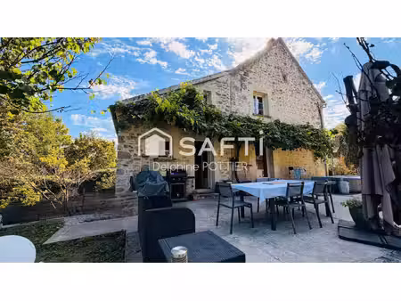 maison en pierre  112 m2  3 chambres