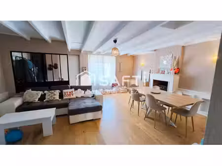 maison de bourg avec garage et jardin