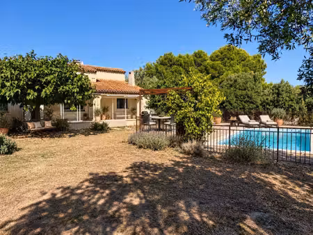 villalbe – villa familiale  piscine et 2 000 m² de sérénité