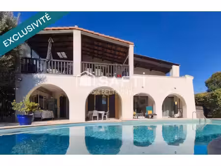 poussan – villa d’architecte de caractère  volumes remarquables et piscine xxl