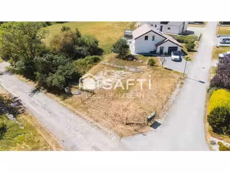 terrain constructible - la chaux du dombief