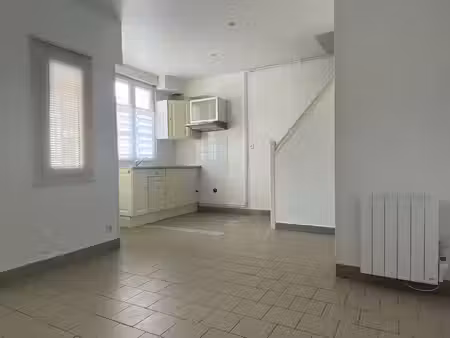 location appartement 3 pièces 48 m² à boissey-le-châtel (27520)