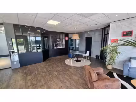 vente commerce saint pierre d oleron 17310 126m²
