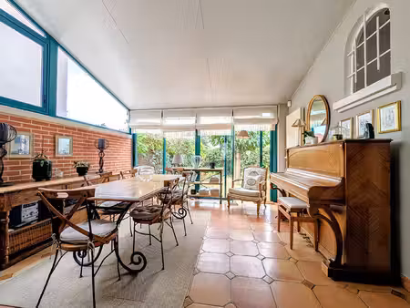 vente maison 7 pièces  204.00m²  toulouse