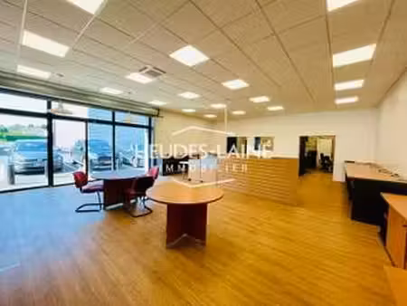 location bureaux et commerces à avranches (50300) : à louer / 130m² avranches