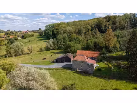 maison avec dependances et terrains| woning met bijgebouw...