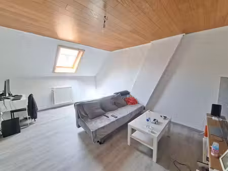 appartement 2 chambres – 70 m² – centre d’ath – peb b