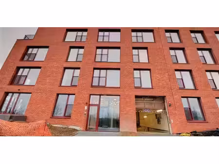 penthouse à louer à anderlecht pour € 1.370 avec 2 chambres à coucher