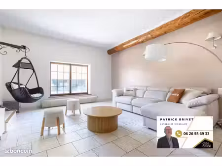 maison 6 pièces 147 m²