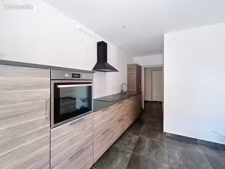 ⭐ t3 80 m² rénové en 2024 – cuisine équipée – centre de mondragon – 780 hc