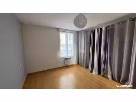 a louer maison rénovée proche centre ville