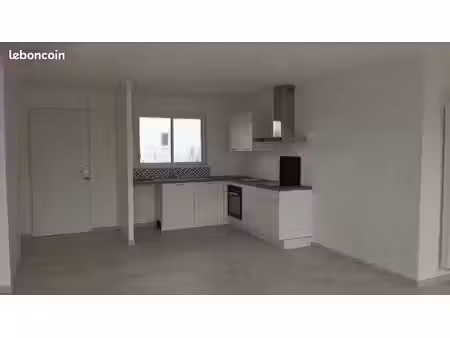 maison neuve 4 pièces - 3 chambres - jardin clos - énergie a économique