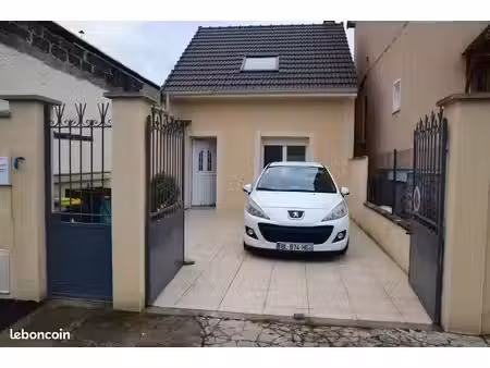 maison avec jardin en location