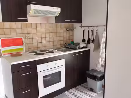 f1bis meublé 38m2 savigny en veron sem/mois