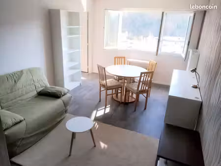t2 meublé 44 m² lumineux