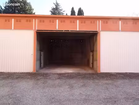 location box garage