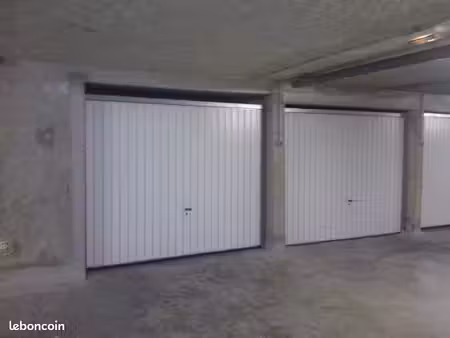 box en sous-sol pontault combault