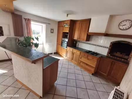 maison 4 pièces 141 m²