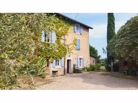 location appartement 7 pièces 172 m² à lentilly (69210)