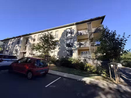 magnifique t4 avec balcon et garages
