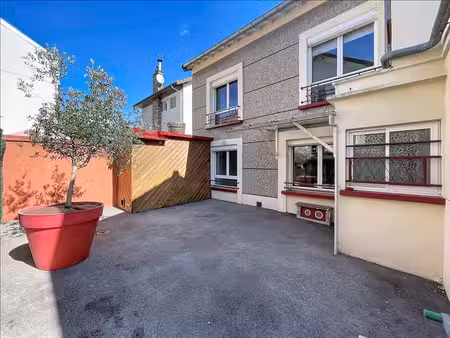 maison - 69 55 m2 - 3 pièces - non meublé