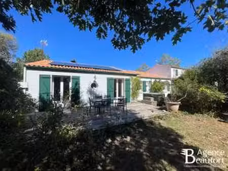 vente maison piscine au fenouiller (85800) : à vendre piscine / 208m² le fenouiller