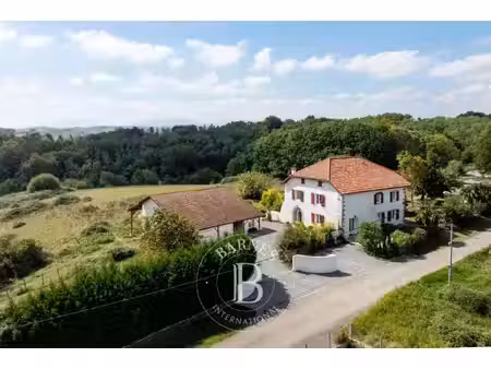propriété urt - 5 chambres - 240m²
