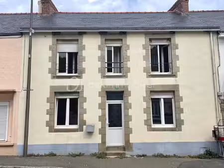 maison de 85 m² à rieux