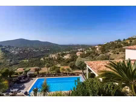 la londe villa vue mer proximite golf