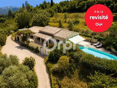 villa individuelle renovee – vue panoramique - calme absolu - belles prestations - piscine
