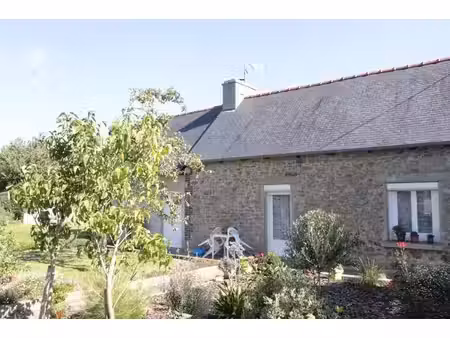 exclusivité vente aux enchères mizapri! côtes d'armor 22150 hénon. maison de plain-pied  3