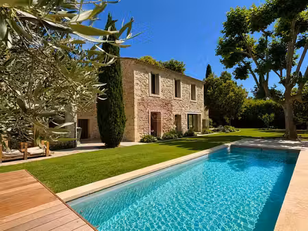 location maison 6 pièces 366.98 m² à montpellier (34000)  6 900 €