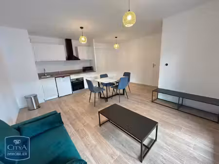 appartement à louer 3 pièces 60.57 m² - trélazé (49) - 821€