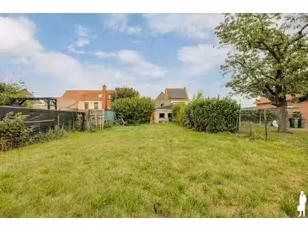 woning met tal van mogelijkheden en prachtige uitgestrekte tuin