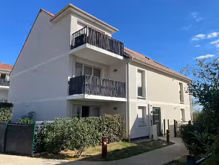 vente appartement 2 pièces  52.00m²  chevry