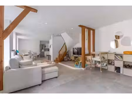 vente immeuble 6 pièces 160 m² à romorantin-lanthenay (41200)  189 000 €