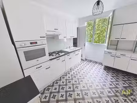 location appartement 3 pièces à rezé (44400) : à louer 3 pièces / 63m² rezé