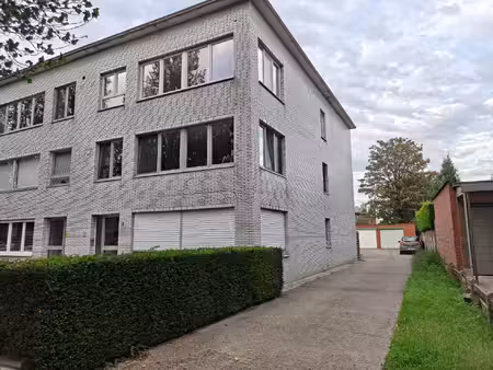 appartement te koop in schoten met 3 slaapkamers