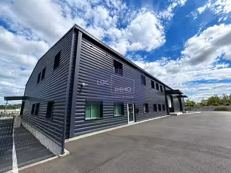 location local d’activités 1180m²