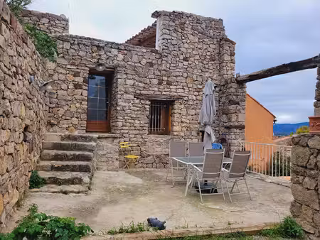 le luc - maison de village 117m² renovée avec exterieurs - 'loue'