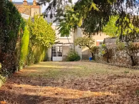 à vendre | une maison pleine de charme… et de potentiel  proche de sablé