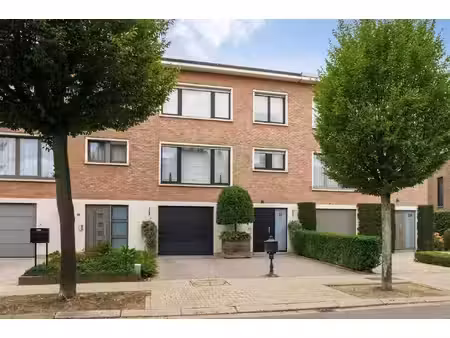 woning met 3 slk  tuin en garage!