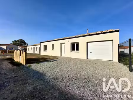 maison à la copechagnière (85260)
